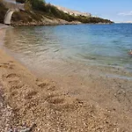 Adriapag Apartman *