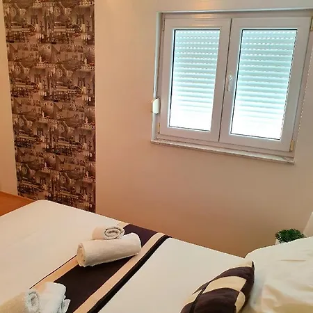Adriapag Apartman *