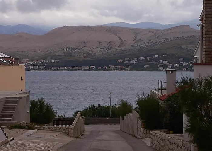 Adriapag باغ